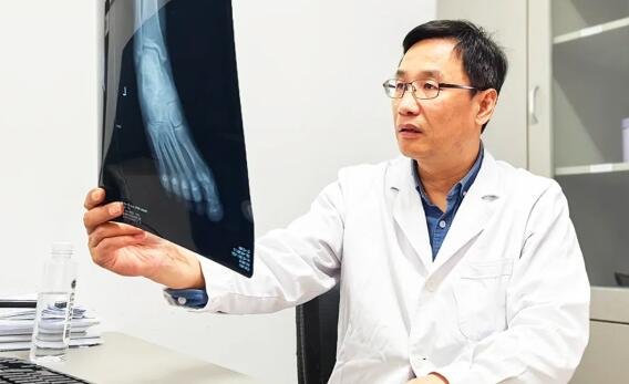 <a href='http://www.tanmianxu.com/' target='_blank'><u>徐州仁慈醫(yī)院</u></a>